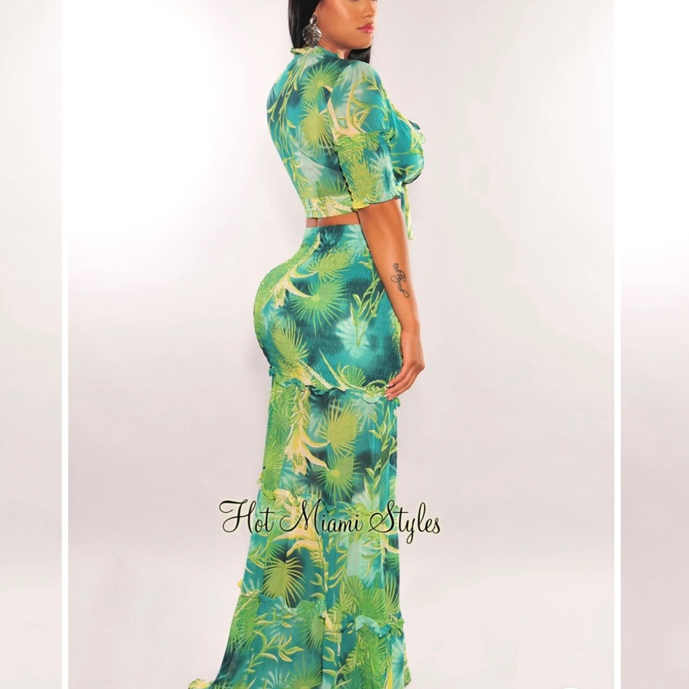 2 piece tropical set